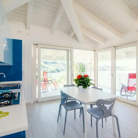 Feriehus La Casa Del Lago-first Floor Dervio